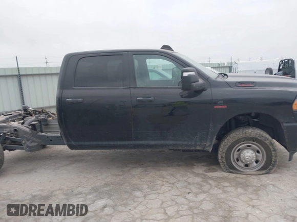 2023 Ram 2500 Tradesman with VIN 3C6UR5HL0PG587025, listed as a IAAI auction lot 41447712 with 46,358 mi miles. Bid and sale history available at carsss.com. Image 13.