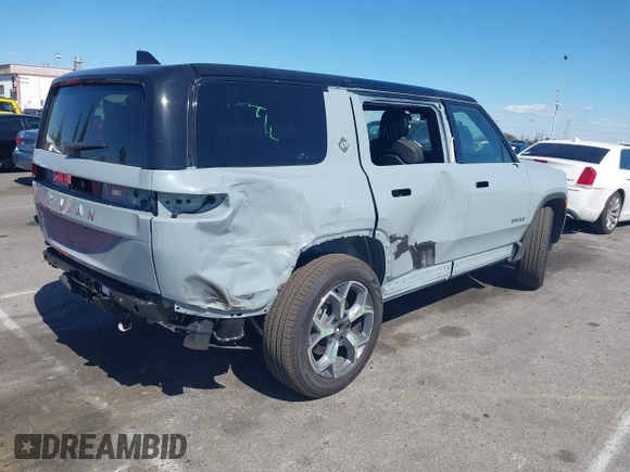 2025 Rivian R1S Adventure z VIN 7PDSGBBA1SN060468, wystawiony jako IAAI lot #41711770 z przebiegiem 2865 mil mil oraz . Historia ofert i sprzedaży dostępna na DreamBid. Obrazek 4.