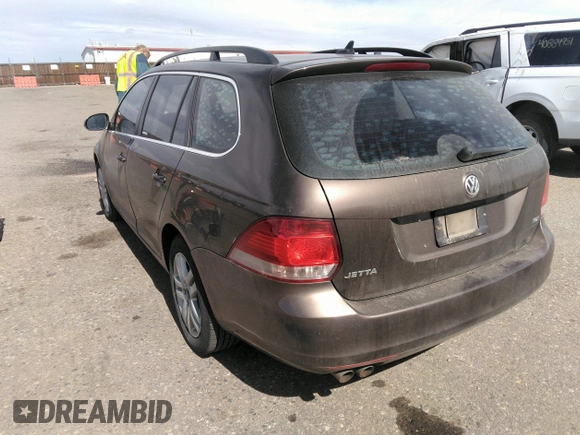 2011 Volkswagen Jetta SportWagen TDI with VIN 3VWPL7AJ4BM661050, listed as a IAAI auction lot 41859425 with 102,773 mi miles. Bid and sale history available at carsss.com. Image 3.