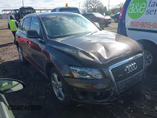 2012 Audi Q5 2.0T Premium Plus with VIN WA1LFAFP5CA042596, listed as a IAAI auction lot 41997482 with 146,053 mi miles. Bid and sale history available at carsss.com. Image 1.