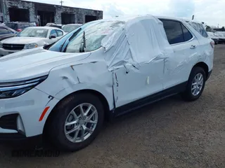 2024 Chevrolet Equinox LT z VIN 3GNAXTEG7RS215833, wystawiony jako IAAI lot #42727224 z przebiegiem 14 684 mil mil oraz . Historia ofert i sprzedaży dostępna na DreamBid. Obrazek 6.