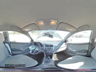 2017 Hyundai Accent SE z VIN KMHCT4AE5HU339276, wystawiony jako Copart lot #71662594 z przebiegiem 61 620 mil mil oraz Szkoda całkowita • Salvage title. Historia ofert i sprzedaży dostępna na DreamBid. Obrazek 13.