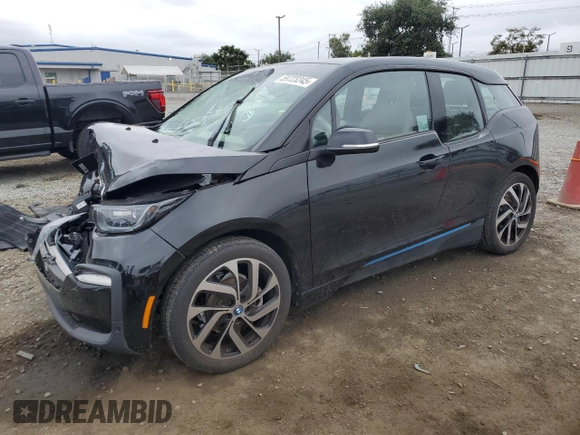 2019 BMW i3 with VIN WBY8P4C51K7D59513, listed as a Copart auction lot 59723245 with 33,759 mi miles and Salvage title. Bid and sale history available at DreamBid. Image 1.