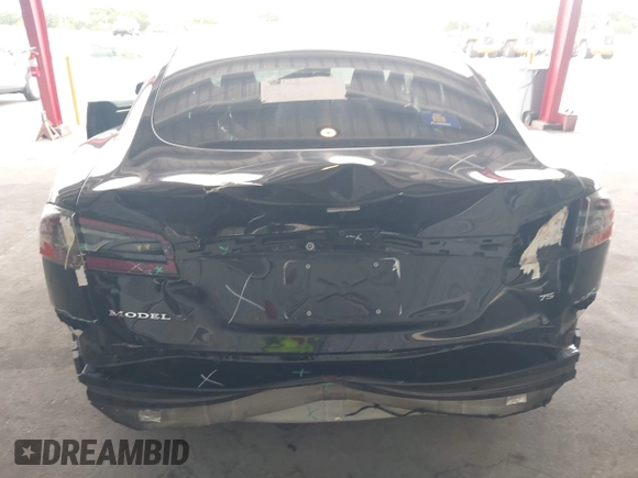 2017 Tesla Model S 60 z VIN 5YJSA1E17HF179051, wystawiony jako IAAI lot #42430013 z przebiegiem 201 174 mil mil oraz . Historia ofert i sprzedaży dostępna na DreamBid. Obrazek 6.