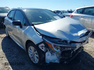 2025 Toyota Corolla Hatchback SE with VIN JTND4MBE8S3236639, listed as a IAAI auction lot 41586325 with 4,272 mi miles. Bid and sale history available at carsss.com. Image 1.