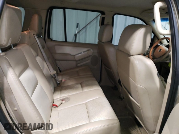 2006 Mercury Mountaineer Premier z VIN 4M2EU48856UJ06855, wystawiony jako Copart lot #53444495 z przebiegiem 95 415 mil mil oraz Tytuł czysty. Historia ofert i sprzedaży dostępna na DreamBid. Obrazek 11.