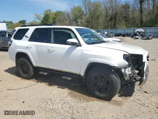 2019 Toyota 4Runner SR5 with VIN JTEBU5JR3K5731949, listed as a Copart auction lot 50256505 with 99,390 mi miles and Salvage Title. Bid and sale history available at carsss.com. Image 4.
