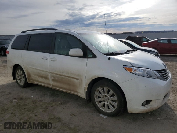 2014 Toyota Sienna Ltd with VIN 5TDDK3DC2ES073974, listed as a Copart auction lot 53738385 with 156,738 mi miles and Clean Title. Bid and sale history available at carsss.com. Image 4.