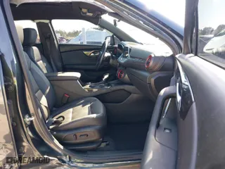 2020 Chevrolet Blazer RS with VIN 3GNKBKRS5LS654306, listed as a IAAI auction lot 40781301 with 116,596 mi miles. Bid and sale history available at carsss.com. Image 5.