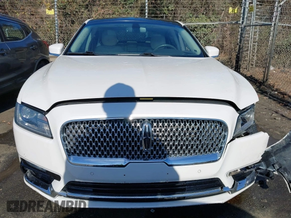 2018 Lincoln Continental Select with VIN 1LN6L9SK1J5601485, listed as a IAAI auction lot 41185264 with 53,351 mi miles. Bid and sale history available at carsss.com. Image 12.