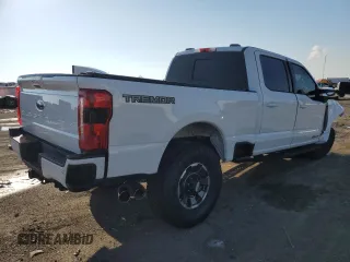 2024 Ford F-250 XL z VIN 1FT8W2BM3REC31696, wystawiony jako Copart lot #56324085 z przebiegiem Nie podano mil oraz Szkoda całkowita • Salvage title. Historia ofert i sprzedaży dostępna na DreamBid. Obrazek 3.