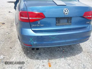 2015 Volkswagen Jetta SE с VIN 3VWD17AJ3FM231847, выставлен на аукционе IAAI как лот 42606494 с пробегом 195 730 миль миль и . История ставок и продаж доступна на DreamBid. Изображение 13.