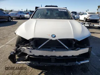 2019 BMW 3 Series 330i with VIN 3MW5R1J51K8B02795, listed as a Copart auction lot 88253725 with 47,945 mi miles and Salvage Title. Bid and sale history available at carsss.com. Image 5.