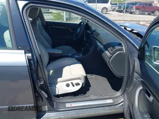 2007 Audi S4 z VIN WAUGL78E47A030571, wystawiony jako IAAI lot #41969041 z przebiegiem 170 319 mil mil oraz . Historia ofert i sprzedaży dostępna na DreamBid. Obrazek 5.