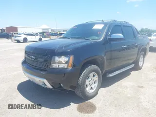 2008 Chevrolet Avalanche 3LT with VIN 3GNEC12098G183395, listed as a IAAI auction lot 42525049 with 167,369 mi miles and . Bid and sale history available at DreamBid. Image 2.