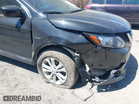 2017 Nissan Rogue SV with VIN JN1BJ1CP7HW020567, listed as a IAAI auction lot 42039374 with 186,979 mi miles and . Bid and sale history available at DreamBid. Image 6.