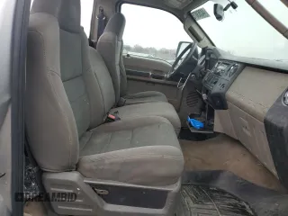 2010 Ford F-250 XL z VIN 1FTNF2B55AEA84619, wystawiony jako Copart lot #44353075 z przebiegiem 224 313 mil mil oraz Szkoda całkowita • Salvage title. Historia ofert i sprzedaży dostępna na DreamBid. Obrazek 10.