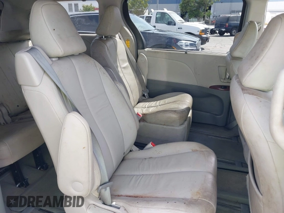 2014 Toyota Sienna Limited with VIN 5TDDK3DC2ES085302, listed as a IAAI auction lot 39560374 with 117,786 mi miles and . Bid and sale history available at DreamBid. Image 8.