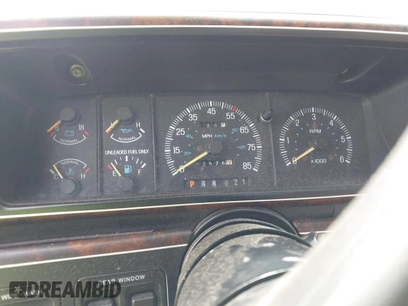 1990 Ford Bronco Custom с VIN 1FMEU15H0LLB25514, выставлен на аукционе IAAI как лот 42366593 с пробегом 75 762 миль миль и . История ставок и продаж доступна на DreamBid. Изображение 7.