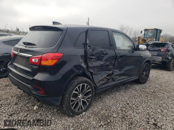 2019 Mitsubishi Outlander ES z VIN JA4AP3AU1KU001666, wystawiony jako Copart lot #43932725 z przebiegiem 83 406 mil mil oraz Szkoda całkowita • Salvage title. Historia ofert i sprzedaży dostępna na DreamBid. Obrazek 3.