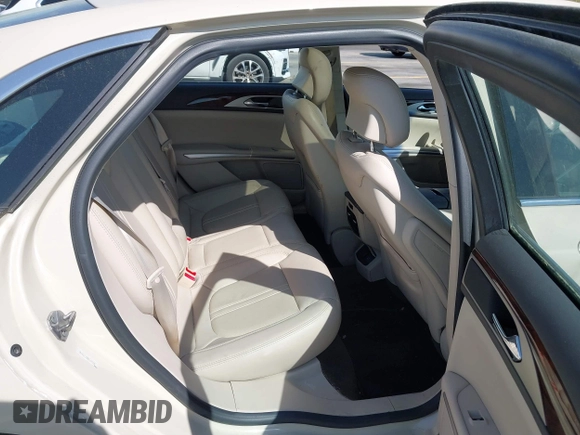 2016 Lincoln MKZ with VIN 3LN6L2J93GR618252, listed as a IAAI auction lot 41890213 with 96,414 mi miles and . Bid and sale history available at DreamBid. Image 8.
