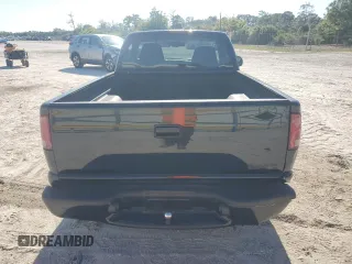 2000 GMC Sonoma SLS w/1SE Pkg with VIN 1GTCS1458Y8307612, listed as a Copart auction lot 48972935 with 170,529 mi miles and Salvage Title. Bid and sale history available at carsss.com. Image 6.