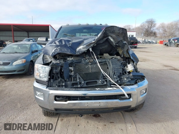 2018 Ram 2500 Big Horn with VIN 3C6UR5DJ8JG283615, listed as a IAAI auction lot 41276125 with 72,740 mi miles. Bid and sale history available at carsss.com. Image 6.