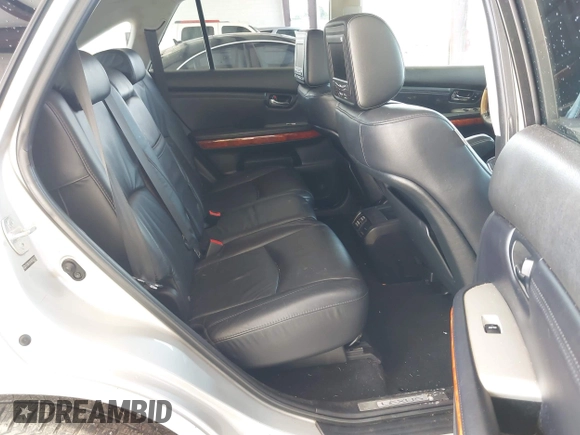 2008 Lexus RX with VIN 2T2HK31U18C063752, listed as a IAAI auction lot 41986621 with 197,541 mi miles. Bid and sale history available at carsss.com. Image 8.