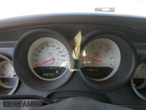 2007 Dodge Charger with VIN 2B3KA43R27H717921, listed as a Copart auction lot 45087285 with 250,783 mi miles and Salvage Title. Bid and sale history available at DreamBid. Image 9.