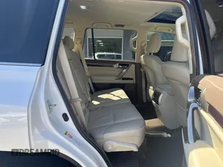 2014 Lexus GX with VIN JTJBM7FX1E5090308, listed as a IAAI auction lot 42130546 with 132,247 mi miles. Bid and sale history available at carsss.com. Image 8.