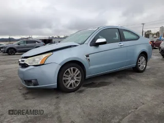 2008 Ford Focus SE z VIN 1FAHP33N08W228991, wystawiony jako Copart lot #51312065 z przebiegiem 89 156 mil mil oraz Szkoda całkowita • Salvage title. Historia ofert i sprzedaży dostępna na DreamBid. Obrazek 1.