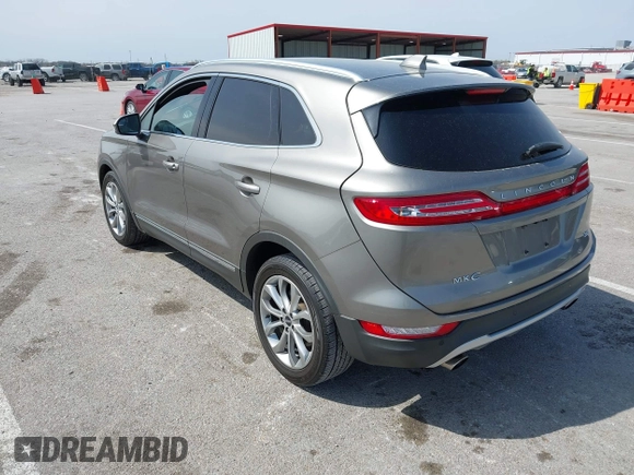 2017 Lincoln MKC Select with VIN 5LMCJ2C9XHUL36333, listed as a IAAI auction lot 41932497 with 111,065 mi miles and . Bid and sale history available at DreamBid. Image 3.