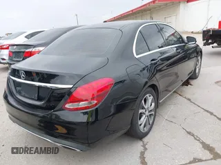 2017 Mercedes-Benz C 300 with VIN 55SWF4JB7HU198538, listed as a IAAI auction lot 42648062 with Not provided miles and . Bid and sale history available at DreamBid. Image 4.