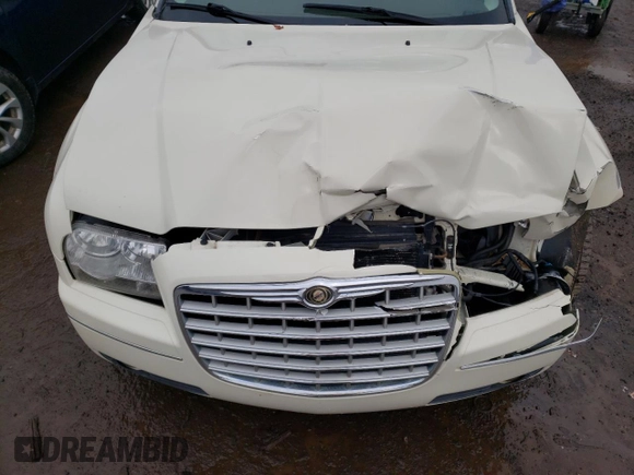2010 Chrysler 300 Touring with VIN 2C3CK5CVXAH210862, listed as a Copart auction lot 39696094 with 164,566 mi miles and Clean Title. Bid and sale history available at carsss.com. Image 11.