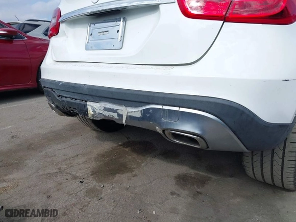 2019 Mercedes-Benz GLA with VIN WDCTG4EB3KU017732, listed as a IAAI auction lot 41499874 with 46,519 mi miles. Bid and sale history available at carsss.com. Image 6.