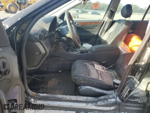 2002 Mercedes-Benz C 230/260/280/320 с VIN WDBRH64J72F130670, выставлен на аукционе Copart как лот 77267914 с пробегом Не указан миль и Списание • Salvage title. История ставок и продаж доступна на DreamBid. Изображение 7.