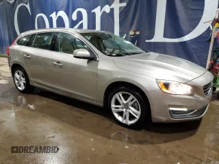 2015 Volvo V60 T5 Drive-E Premier with VIN YV140MEK2F1219400, listed as a Copart auction lot 87897915 with 108,509 mi miles and Clean Title. Bid and sale history available at carsss.com. Image 4.
