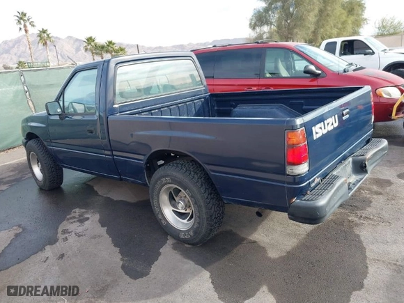 1993 Isuzu Pickup S with VIN 4S1CL11L7P4207354, listed as a IAAI auction lot 41237021 with 192,502 mi miles. Bid and sale history available at carsss.com. Image 3.