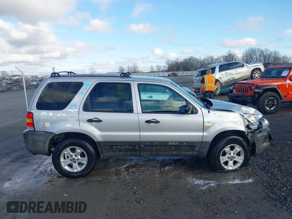 2007 Ford Escape XLT with VIN 1FMYU03Z37KA92572, listed as a IAAI auction lot 41213281 with 129,366 mi miles. Bid and sale history available at carsss.com. Image 13.