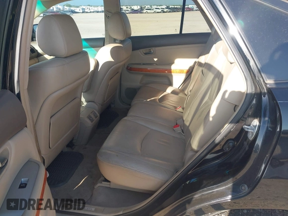 2006 Lexus RX 330 z VIN 2T2GA31UX6C045617, wystawiony jako IAAI lot #42570519 z przebiegiem 202 061 mil mil oraz . Historia ofert i sprzedaży dostępna na DreamBid. Obrazek 8.
