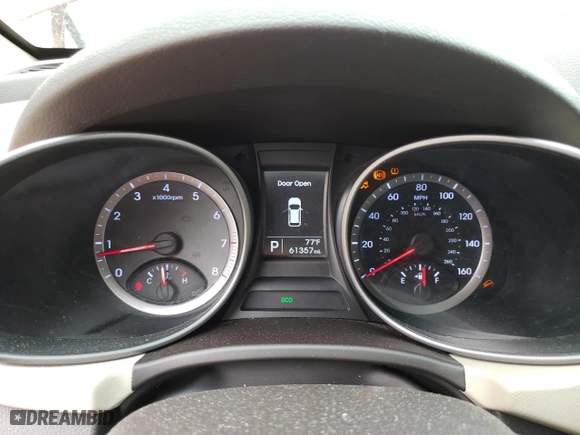 2013 Hyundai Santa Fe Sport with VIN 5XYZTDLB8DG033167, listed as a Copart auction lot 51951285 with 61,357 mi miles and Salvage Title. Bid and sale history available at carsss.com. Image 9.