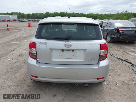 2013 Scion xD z VIN JTKKUPB4XD1038754, wystawiony jako IAAI lot #42231402 z przebiegiem 157 648 mil mil oraz . Historia ofert i sprzedaży dostępna na DreamBid. Obrazek 17.