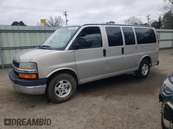 2005 Chevrolet Express Passenger z VIN 1GNFG15T351207764, wystawiony jako Copart lot #46085905 z przebiegiem 175 358 mil mil oraz Czysty tytuł • Clean title. Historia ofert i sprzedaży dostępna na DreamBid. Obrazek 1.