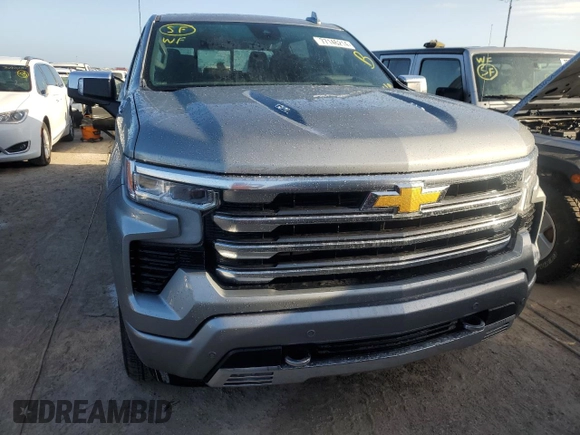 2024 Chevrolet Silverado 1500 High Country with VIN 1GCUDJEL5RZ310359, listed as a Copart auction lot 77146214 with 1,581 mi miles and Non Repairable. Bid and sale history available at DreamBid. Image 5.