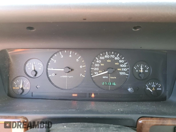 1998 Jeep Grand Cherokee Laredo with VIN 1J4GZ58S6WC370703, listed as a Copart auction lot 79691604 with 271,316 mi miles and Clean Title. Bid and sale history available at carsss.com. Image 9.