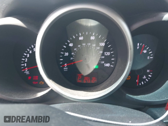 2013 Kia Soul + z VIN KNDJT2A66D7525412, wystawiony jako IAAI lot #42177636 z przebiegiem 67 310 mil mil oraz . Historia ofert i sprzedaży dostępna na DreamBid. Obrazek 7.