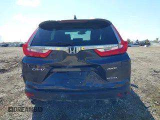 2018 Honda CR-V Touring with VIN 7FARW2H94JE044336, listed as a IAAI auction lot 41934128 with 70,861 mi miles. Bid and sale history available at carsss.com. Image 16.