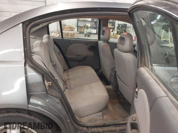 2006 Saturn ION with VIN 1G8AJ55F06Z116860, listed as a IAAI auction lot 42037980 with 197,593 mi miles. Bid and sale history available at carsss.com. Image 8.