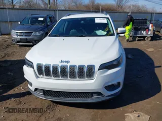2020 Jeep Cherokee Latitude Plus with VIN 1C4PJLLB0LD643021, listed as a IAAI auction lot 41541601 with 48,459 mi miles. Bid and sale history available at carsss.com. Image 12.
