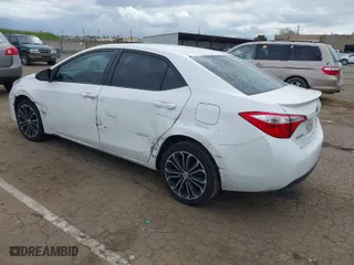 2016 Toyota Corolla L with VIN 5YFBURHE8GP464848, listed as a IAAI auction lot 41914720 with 181,214 mi miles. Bid and sale history available at carsss.com. Image 3.